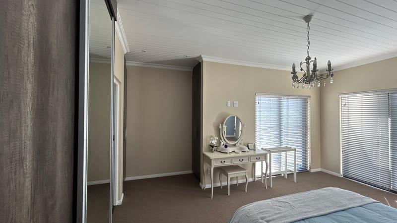 4 Bedroom Property for Sale in Pinnacle Point Golf Estate Western Cape